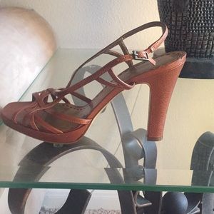 Cognac high heel sandals